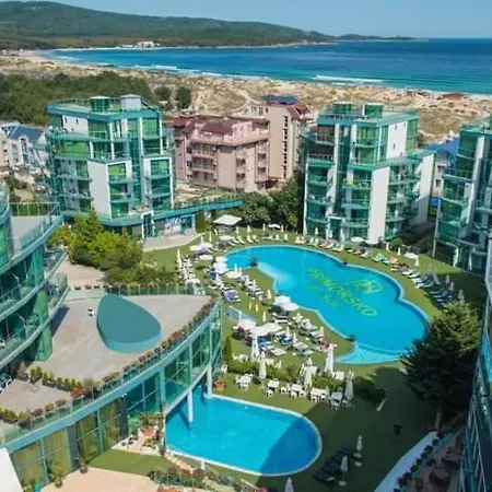 Апартамент Del View гр