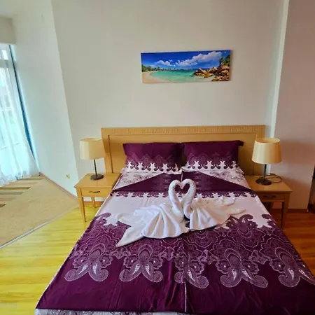 Del View гр Приморско